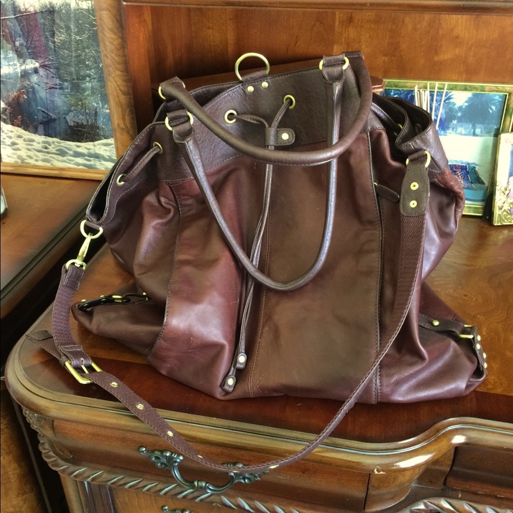 💕BCBG Maxazria Brown Leather Tote Bag💕